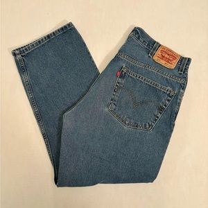 Early 2000’s - Levi's 505 Regular Fit Jeans Men's SZ 40x30 Made in Haiti